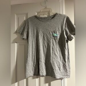 Vineyard Vines T-shirt